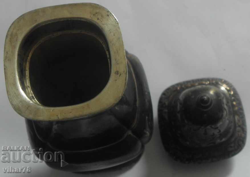 Auction  SILVER STAR COURT