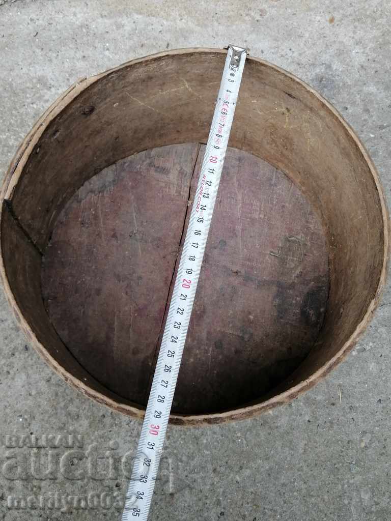 Delivery of Old grain grain cereal chic, buckle, wooden Delivery of Old grain grain cereal chic, buckle, wooden