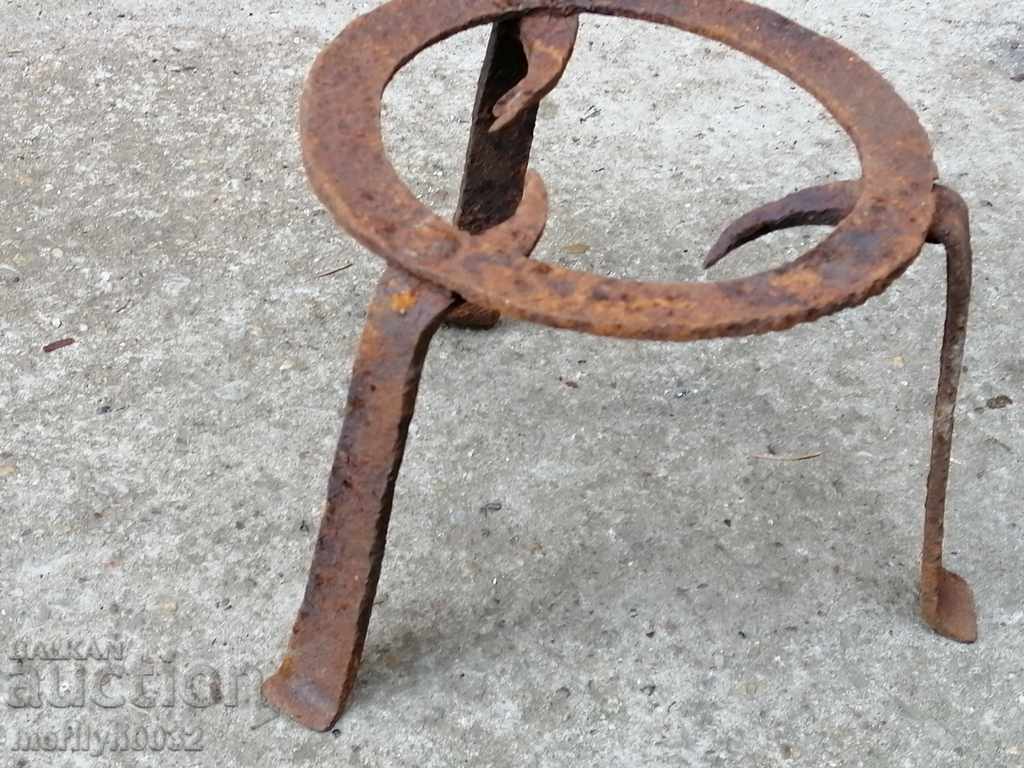 An antique wrought iron soot hearth grilled pyruvic wrought iron with price 34.00 BGN | € 17.38