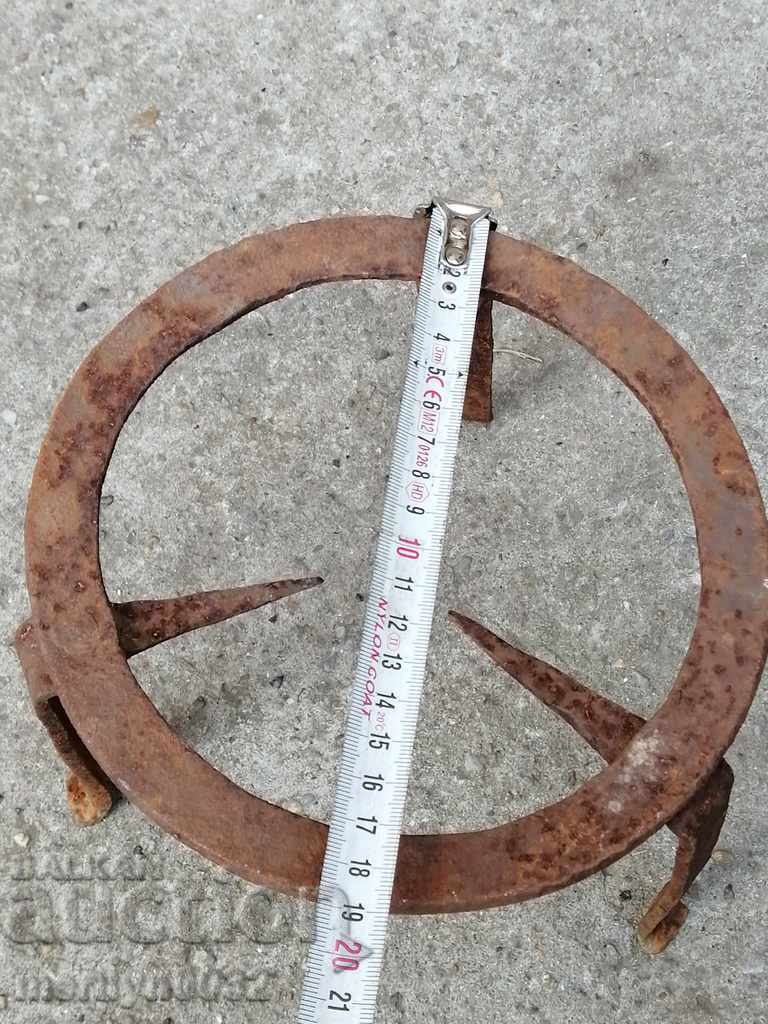 An antique wrought iron soot hearth grilled pyruvic wrought iron - 5 An antique wrought iron soot hearth grilled pyruvic wrought iron - 5