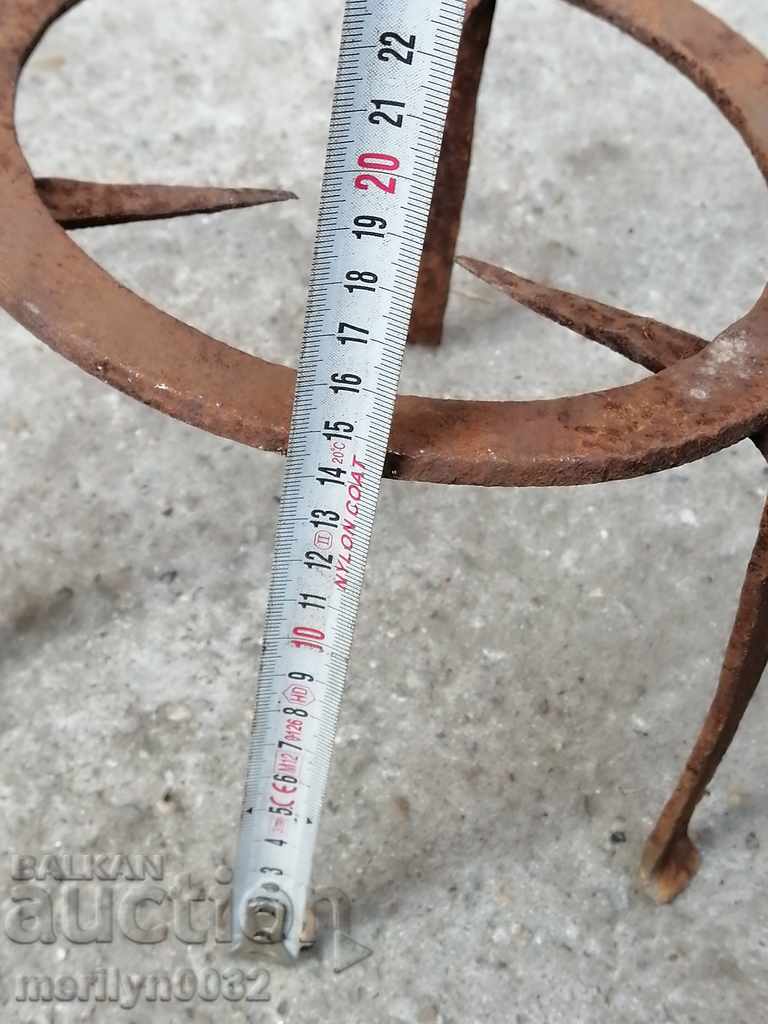 An antique wrought iron soot hearth grilled pyruvic wrought iron - 7 An antique wrought iron soot hearth grilled pyruvic wrought iron - 7