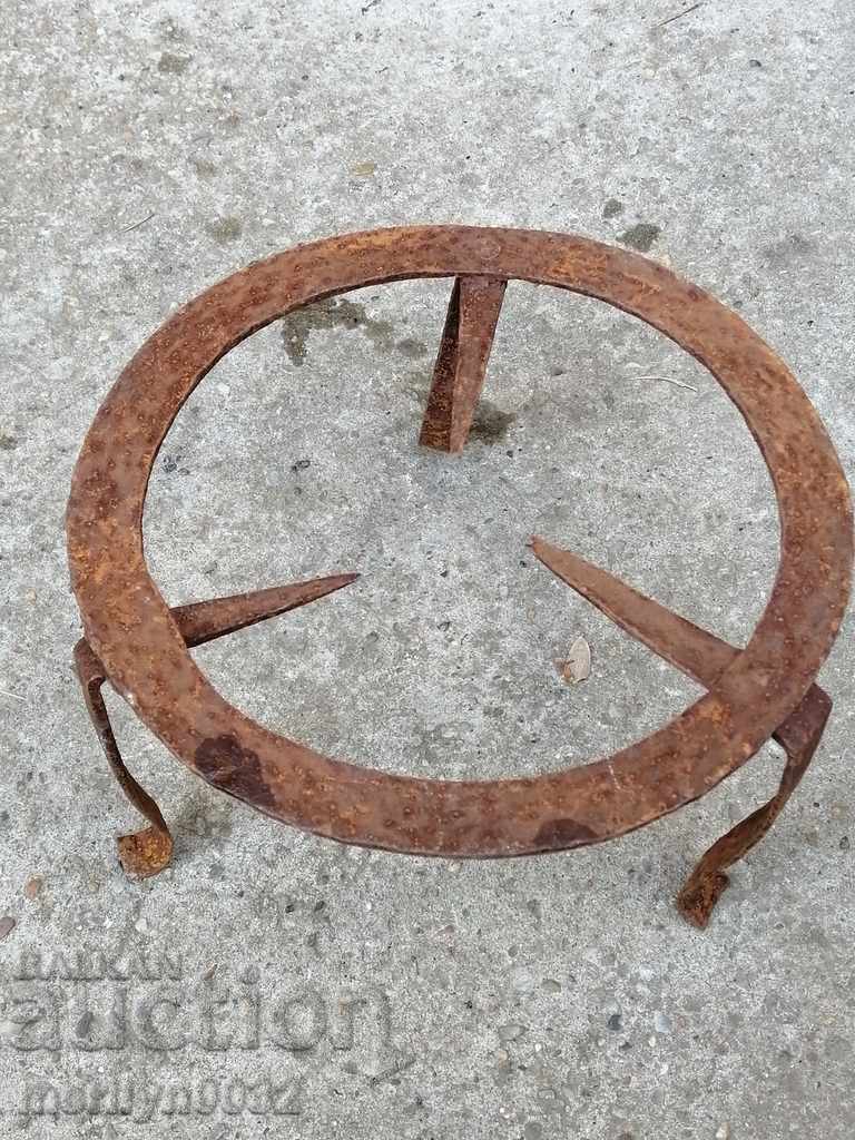 Μια αντίκα σφυρηλατημένη εστία αιθάλης στη σχάρα πυροφυτευμένη σφυρήλατο σίδερο - 7 Μια αντίκα σφυρηλατημένη εστία αιθάλης στη σχάρα πυροφυτευμένη σφυρήλατο σίδερο - 7