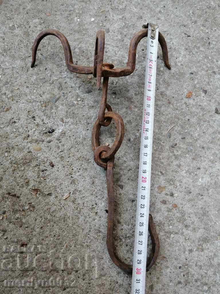 Auction An antique forging hook, triple harness Auction An antique forging hook, triple harness