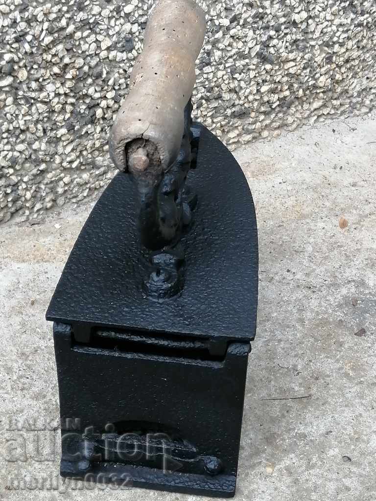 Παλιά σιδήρου στην πυρκαγιά - 6 Παλιά σιδήρου στην πυρκαγιά - 6