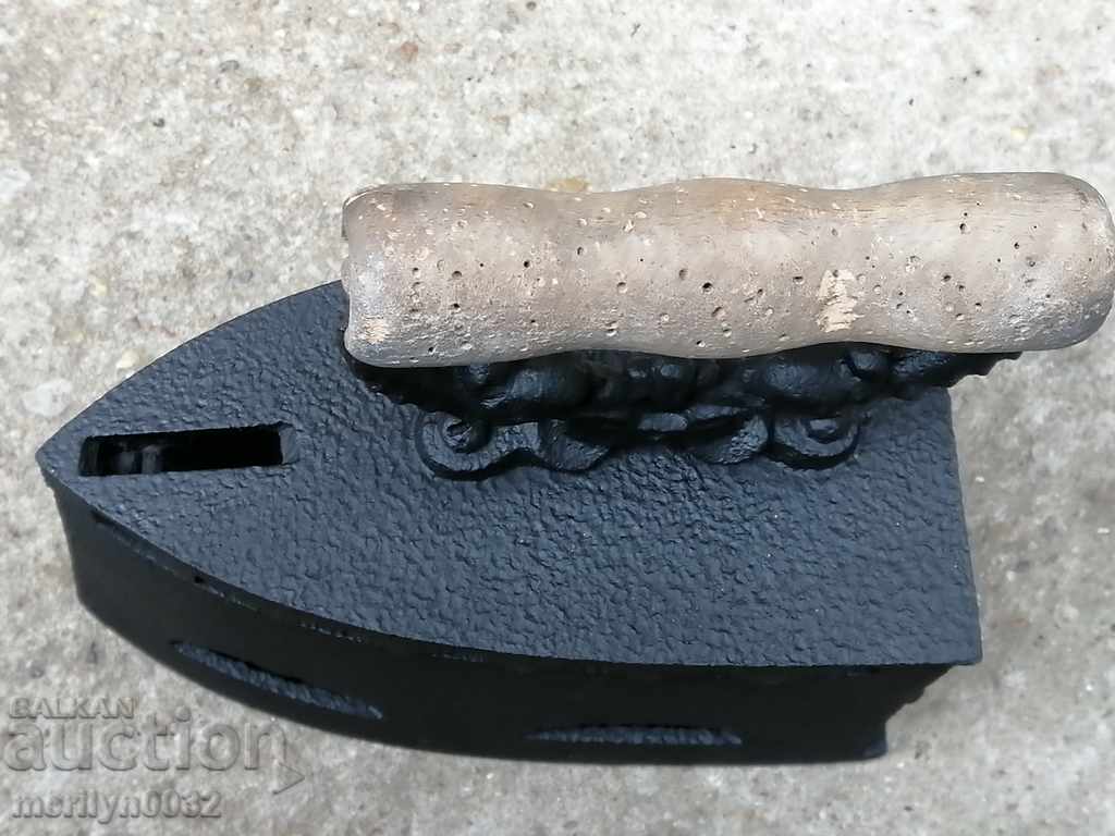 Παλιά σιδήρου στην πυρκαγιά - 7 Παλιά σιδήρου στην πυρκαγιά - 7