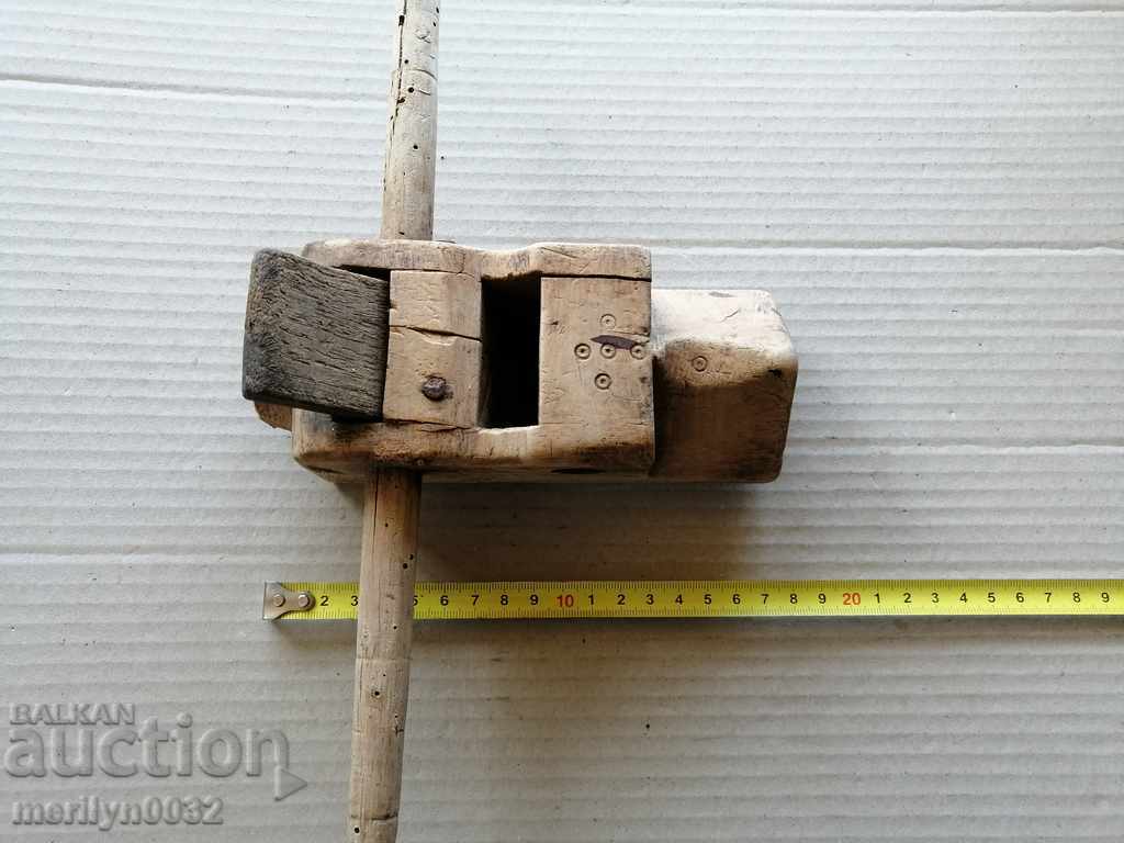 An old carving grater with price 58.00 BGN | € 29.65 An old carving grater with price 58.00 BGN | € 29.65