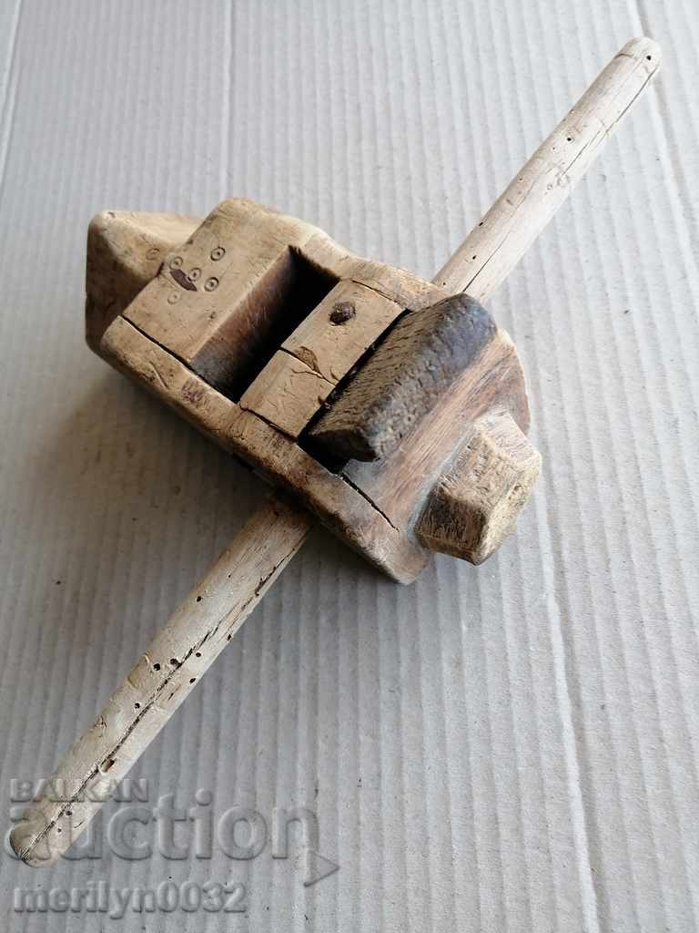 An old carving grater - 5 An old carving grater - 5