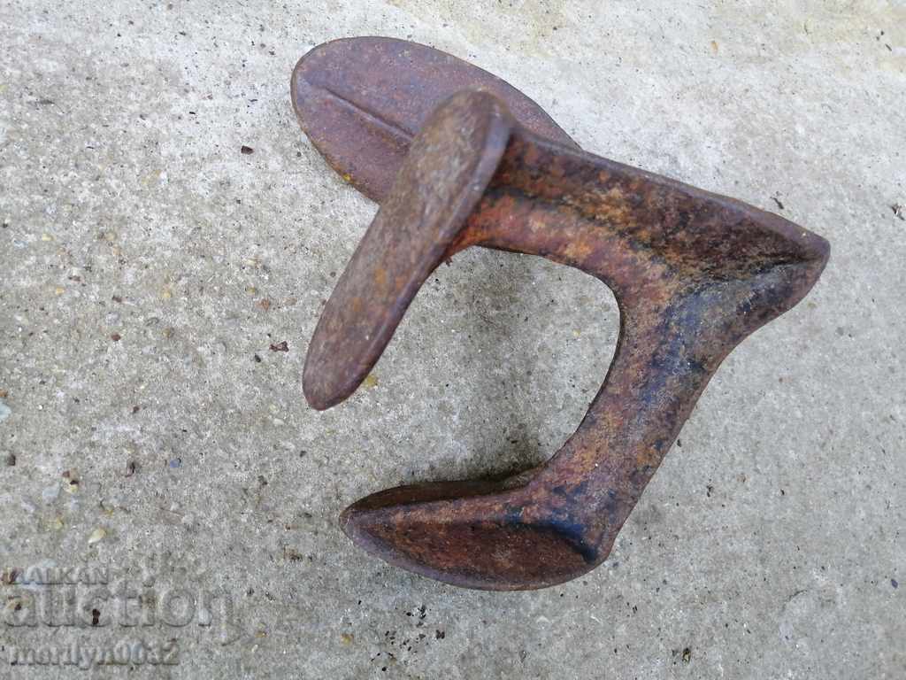 Παλιό σιδερένιο αμόνι τσαγκάρη, σφυρήλατο - 7 Παλιό σιδερένιο αμόνι τσαγκάρη, σφυρήλατο - 7