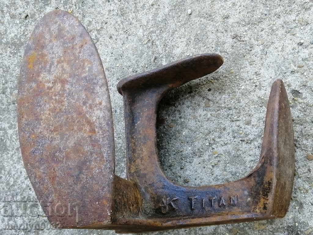 Стара обущарска наковалня, ковано желязо