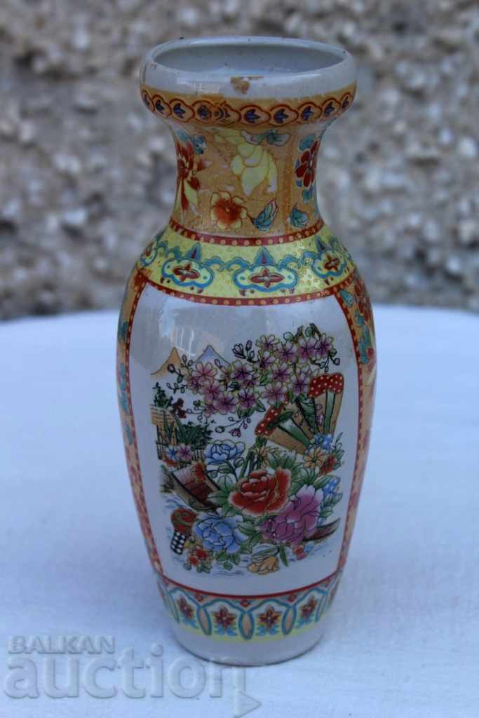 Auction OLD CERAMIC VASE VASE JAPANESE CHINESE MOTIVES Auction OLD CERAMIC VASE VASE JAPANESE CHINESE MOTIVES