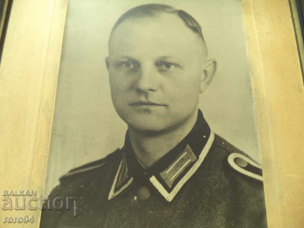 German officer - Nazi with price 58.50 BGN | € 29.91 German officer - Nazi with price 58.50 BGN | € 29.91