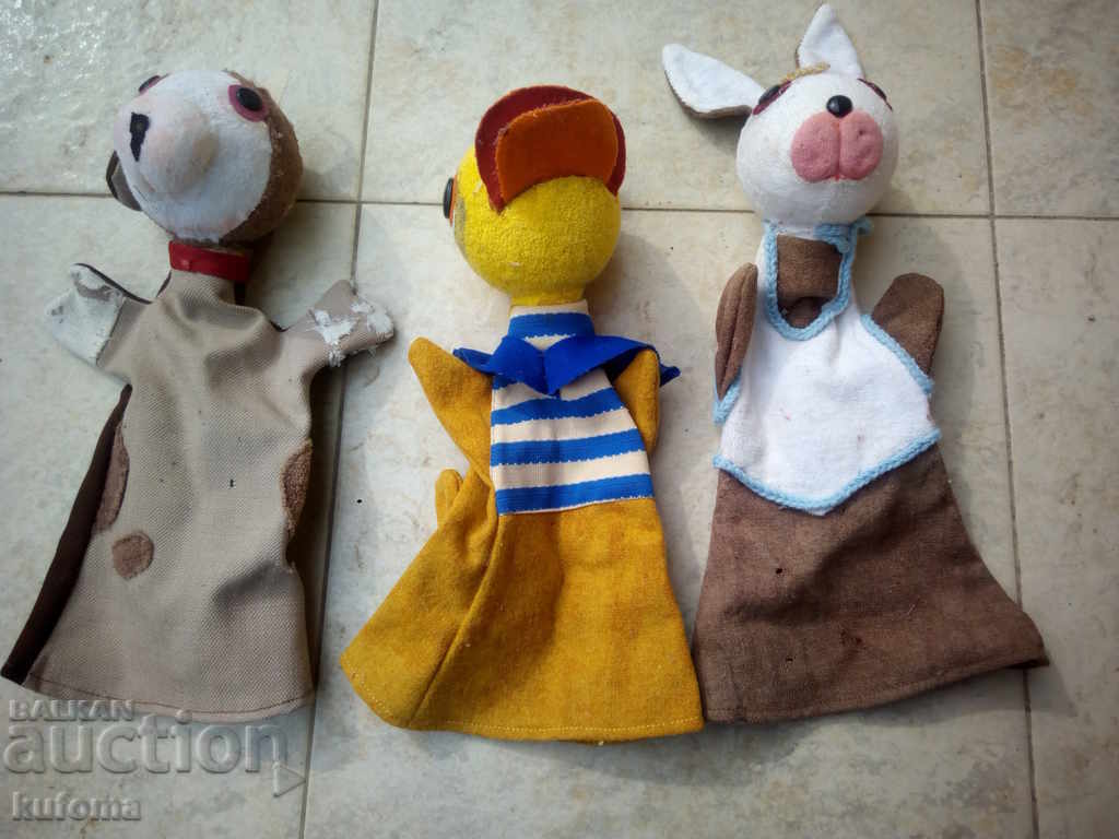 Old Puppet Theater Dolls
