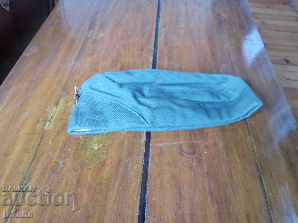 Military cap, hat with price 20.00 BGN | € 10.23 Military cap, hat with price 20.00 BGN | € 10.23