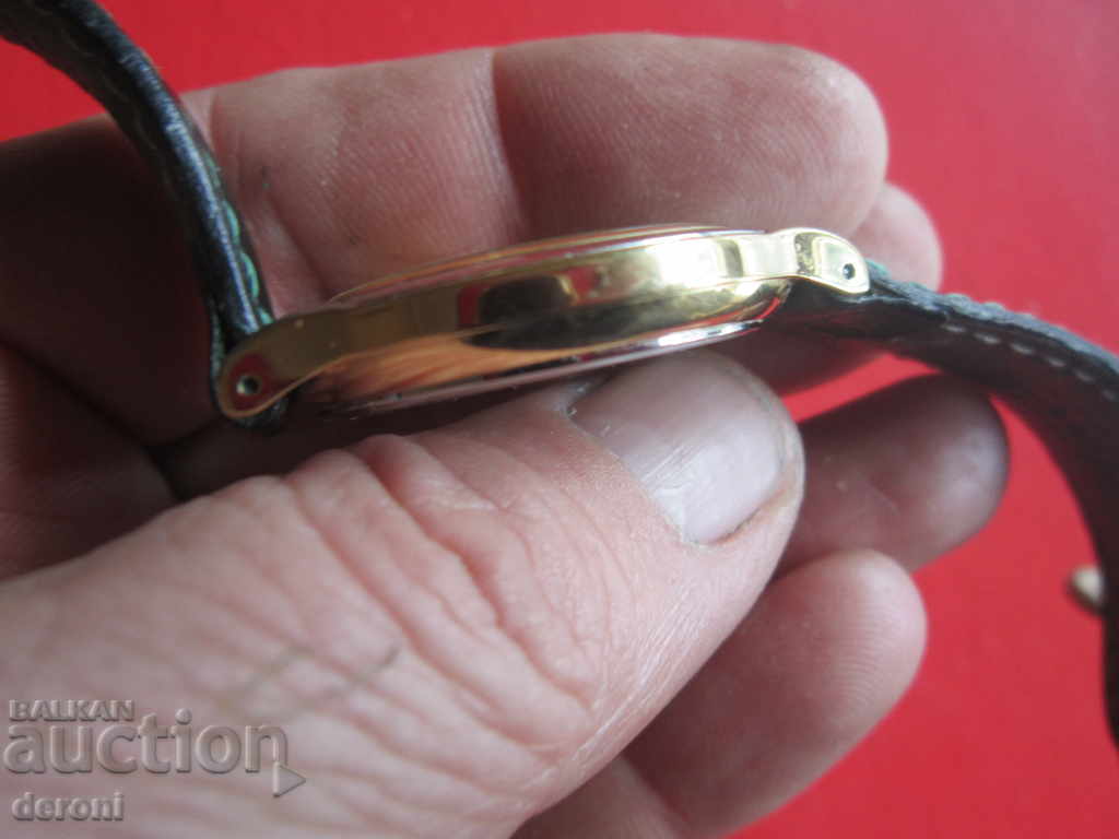 Auction Amazing Gilded Art Clock by Dresden Quartz Auction Amazing Gilded Art Clock by Dresden Quartz