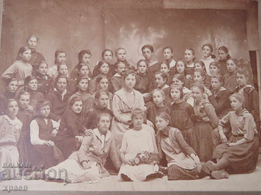 OLD PHOTOGRAPHY - CARDBOARD - LARGE 009 OLD PHOTOGRAPHY - CARDBOARD - LARGE 009