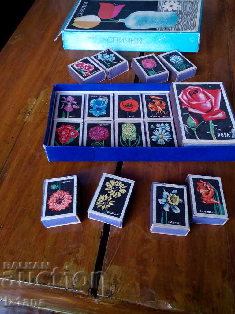 Old Russian match boxes Flowers, match - 5 Old Russian match boxes Flowers, match - 5