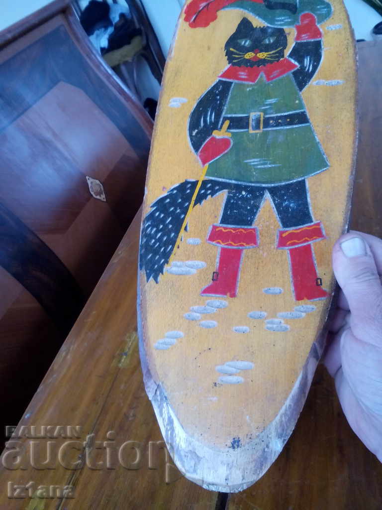 Auction Old wooden decoration, Cat in boots Auction Old wooden decoration, Cat in boots