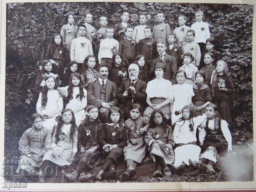 СТАРА ФОТОГРАФИЯ - КАРТОН -  ГОЛЯМА - ОТЛИЧНА - Г41 с цена € 14.99 | 29.32 лв.