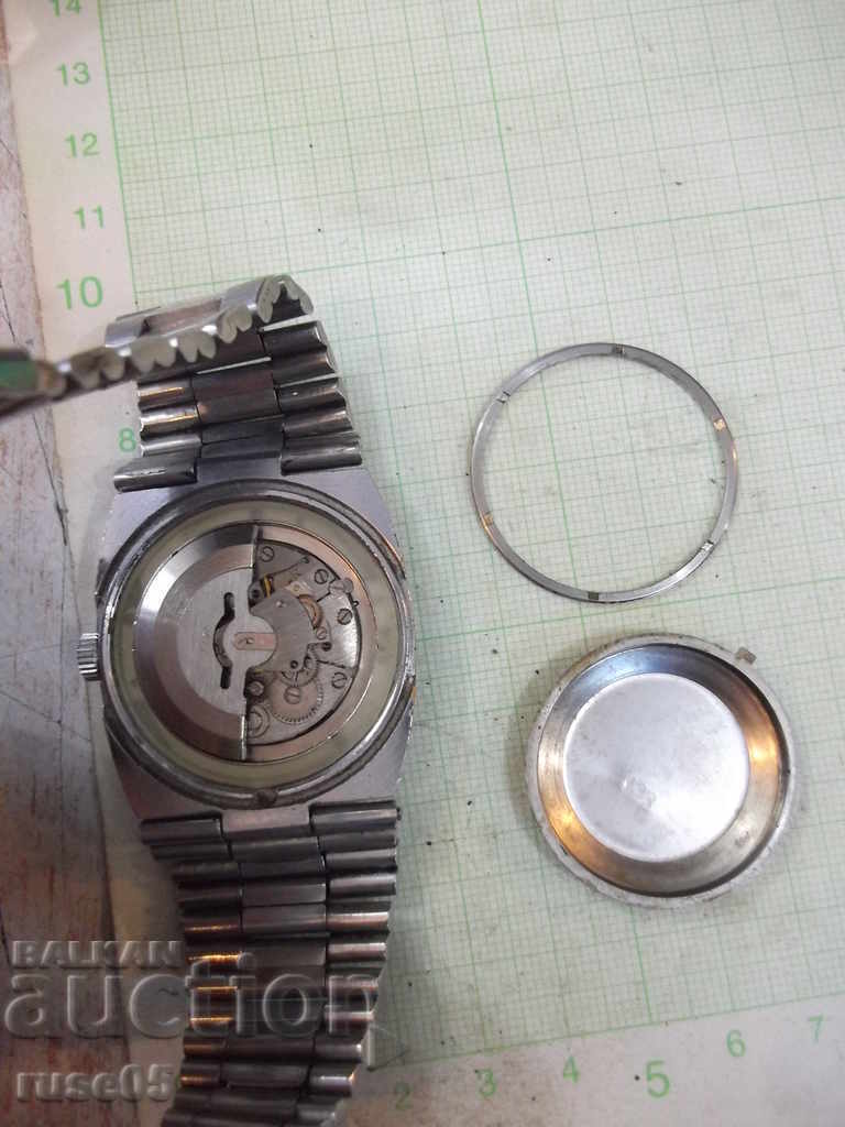 Часовник"SLAVA"автомат с датник мъжки с верижка работещ - 6 Часовник"SLAVA"автомат с датник мъжки с верижка работещ - 6