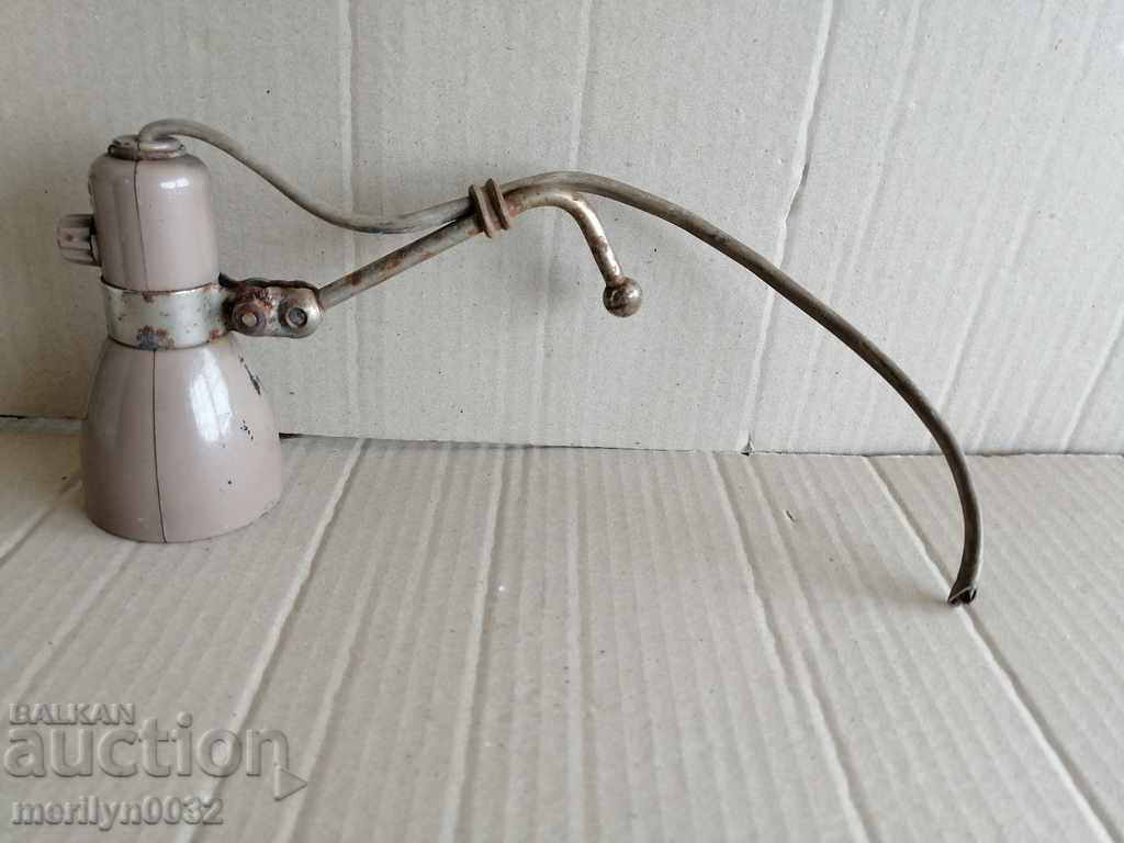 Moving lamp from Singer Singer reflector spotlight projector with price 56.00 BGN | € 28.63 Moving lamp from Singer Singer reflector spotlight projector with price 56.00 BGN | € 28.63