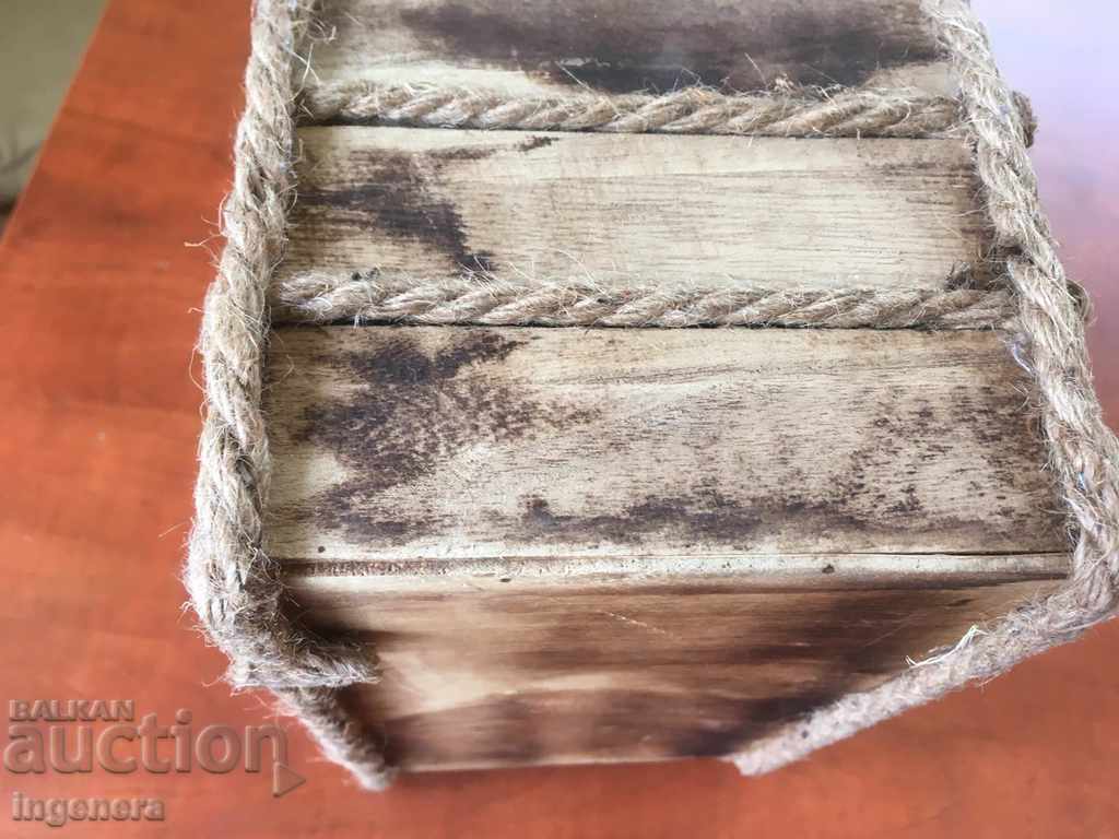 BOX BOX OF WOOD AND HEMP - 5 BOX BOX OF WOOD AND HEMP - 5