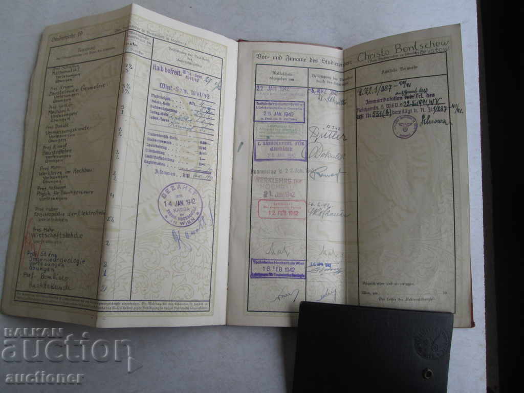 Auction MELDEBUCH WIEN student's booklet swastika 3 Reich Austria Auction MELDEBUCH WIEN student's booklet swastika 3 Reich Austria
