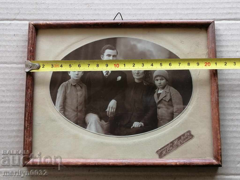 Delivery of Portrait of grandmother's ceilings picture, picture framed Delivery of Portrait of grandmother's ceilings picture, picture framed