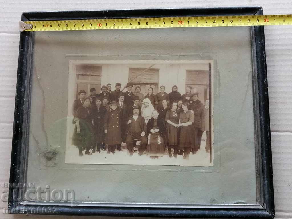 Auction Portrait from grandma's attic photo, framed photograph Auction Portrait from grandma's attic photo, framed photograph