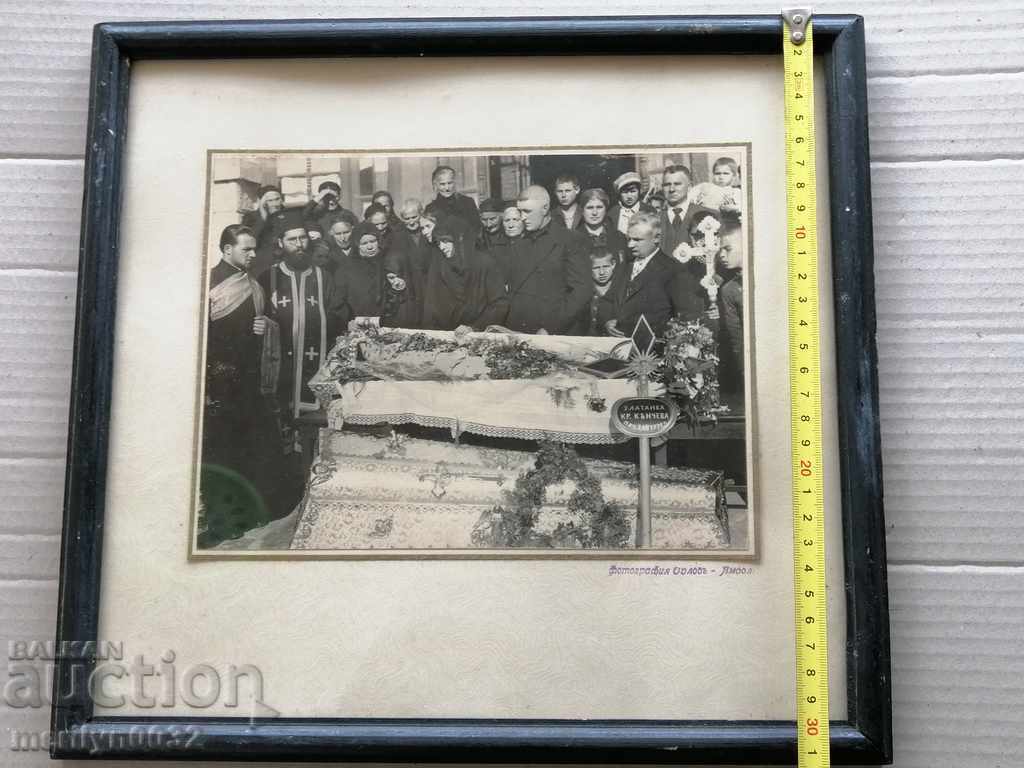 Παράδοση Πορτραίτο της οροφής εικόνα της γιαγιάς, εικόνα κορνίζα ιερέα Παράδοση Πορτραίτο της οροφής εικόνα της γιαγιάς, εικόνα κορνίζα ιερέα