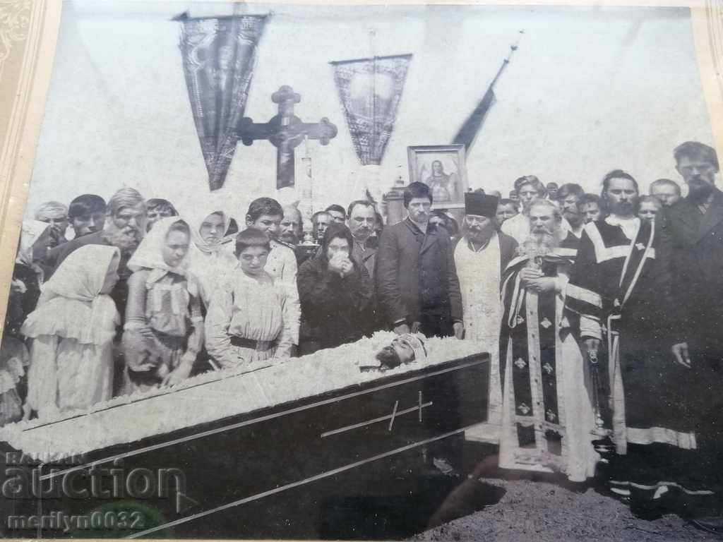 Portrait of grandma's ceilings picture, priest picture frame with price 89.00 BGN | € 45.50 Portrait of grandma's ceilings picture, priest picture frame with price 89.00 BGN | € 45.50