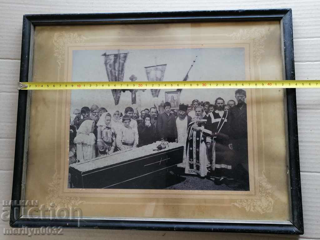 Delivery of Portrait of grandma's ceilings picture, priest picture frame Delivery of Portrait of grandma's ceilings picture, priest picture frame