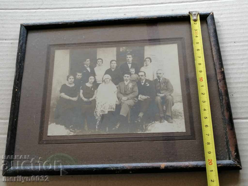 Auction Portrait of grandmother's ceilings picture, picture framed Auction Portrait of grandmother's ceilings picture, picture framed