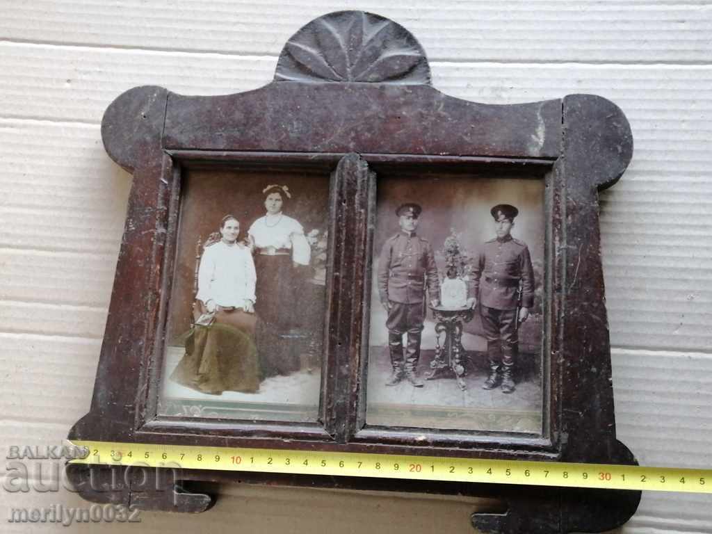 Livrarea Portret de pe podurile bunicilor, fotografie în ramă