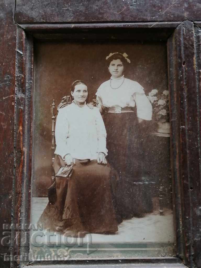 Portrait of grandmother's ceilings picture, picture framed - 6 Portrait of grandmother's ceilings picture, picture framed - 6
