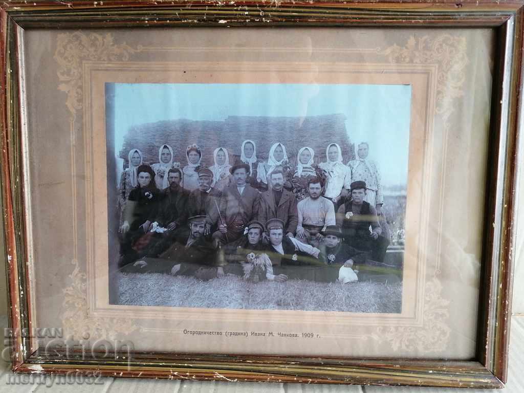 Portrait of grandmother's ceilings picture photography gardeners Odessa with price 67.00 BGN | € 34.26