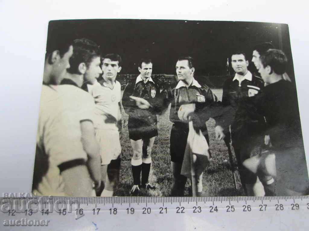 FINAL OF YOUTH CSKA-SOFIA SPARTAK SOFIA 1965-66 with price 20.00 BGN | € 10.23 FINAL OF YOUTH CSKA-SOFIA SPARTAK SOFIA 1965-66 with price 20.00 BGN | € 10.23