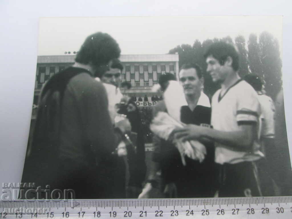 BOTEV PLOVDIV- HOMETMEN LIVAN CHIKO WITH CAP. Tape with price 20.00 BGN | € 10.23 BOTEV PLOVDIV- HOMETMEN LIVAN CHIKO WITH CAP. Tape with price 20.00 BGN | € 10.23