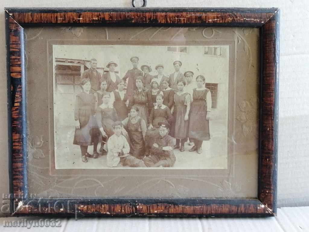 Portrait of grandmother's ceilings picture, picture framed with price 53.00 BGN | € 27.10 Portrait of grandmother's ceilings picture, picture framed with price 53.00 BGN | € 27.10