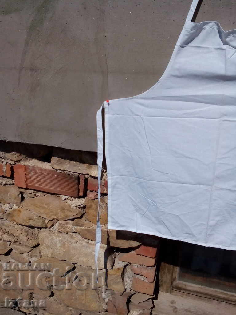 Auction  Old White Work Apron