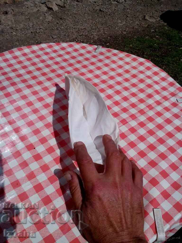 Auction Old White Work Hat Auction Old White Work Hat