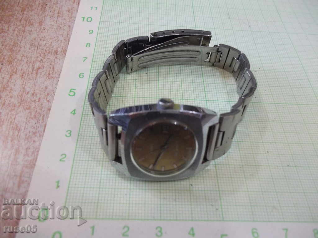 Auction  "ZARIA" Ladies' Watch with Soviet Worker Chain