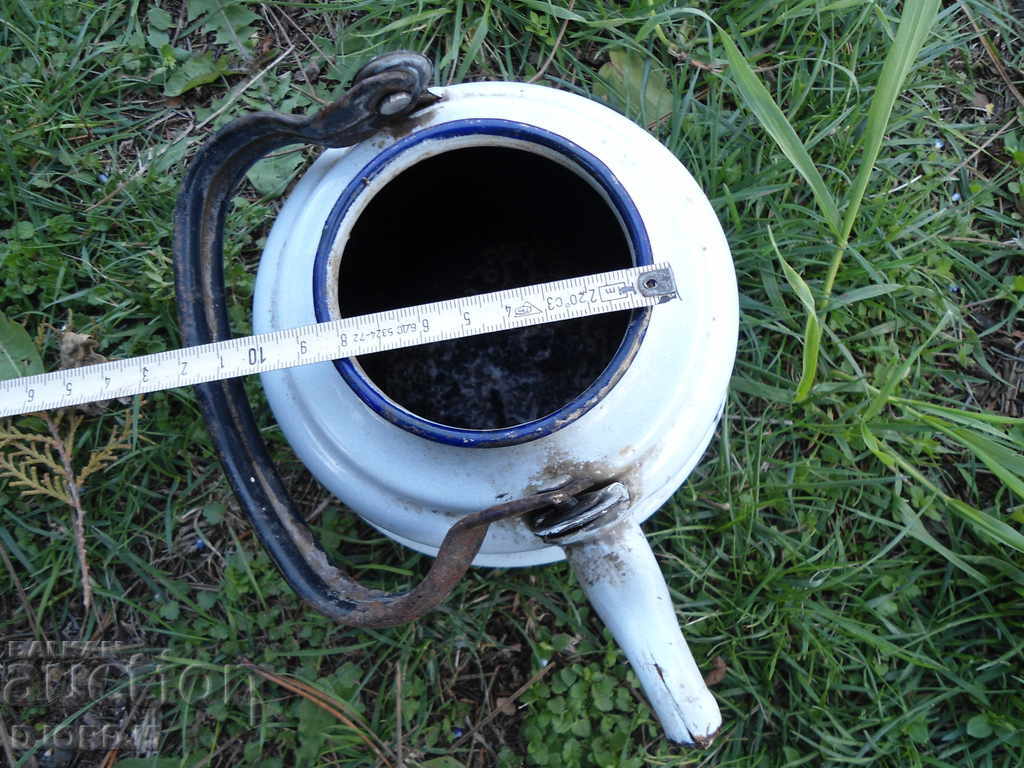 Delivery of Old enamel teapot Delivery of Old enamel teapot