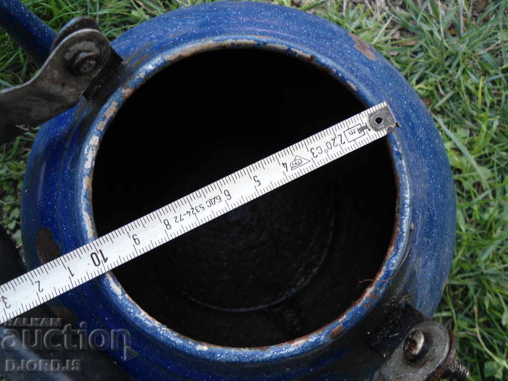 Auction Old enamel teapot Auction Old enamel teapot