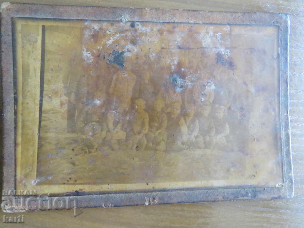 FOTO VECHI - FOARTE VECHI cu preț 4.99 BGN | € 2.55 FOTO VECHI - FOARTE VECHI cu preț 4.99 BGN | € 2.55