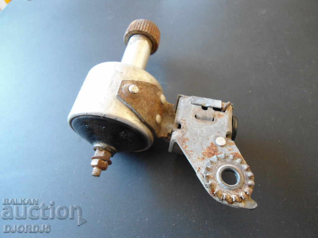 Auction  Old German bike dynamo, "UNION"