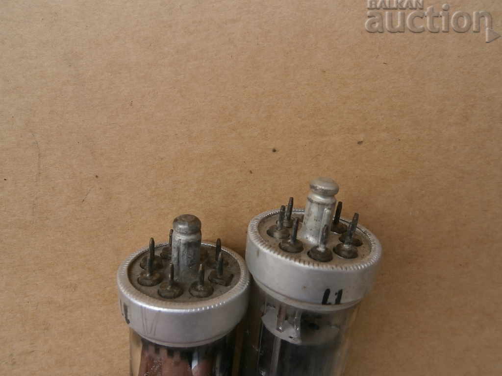 vintage λαμπτήρες ραδιοφώνου με τιμή 15.00 BGN | € 7.67 vintage λαμπτήρες ραδιοφώνου με τιμή 15.00 BGN | € 7.67