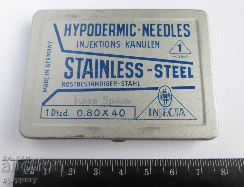 Lot 5 old WWW German metal boxes with medical needles with price 30.00 BGN | € 15.34 Lot 5 old WWW German metal boxes with medical needles with price 30.00 BGN | € 15.34