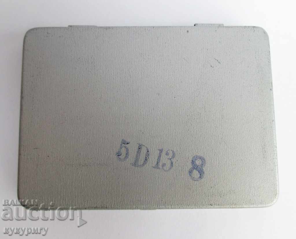 Lot 5 old WWW German metal boxes with medical needles - 7 Lot 5 old WWW German metal boxes with medical needles - 7