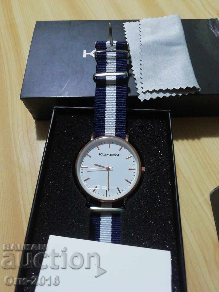 KUXIEN clock with price 20.00 BGN | € 10.23 KUXIEN clock with price 20.00 BGN | € 10.23