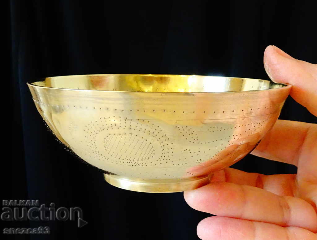 Auction  Persian bronze bonbonniera, bowl with tugri.